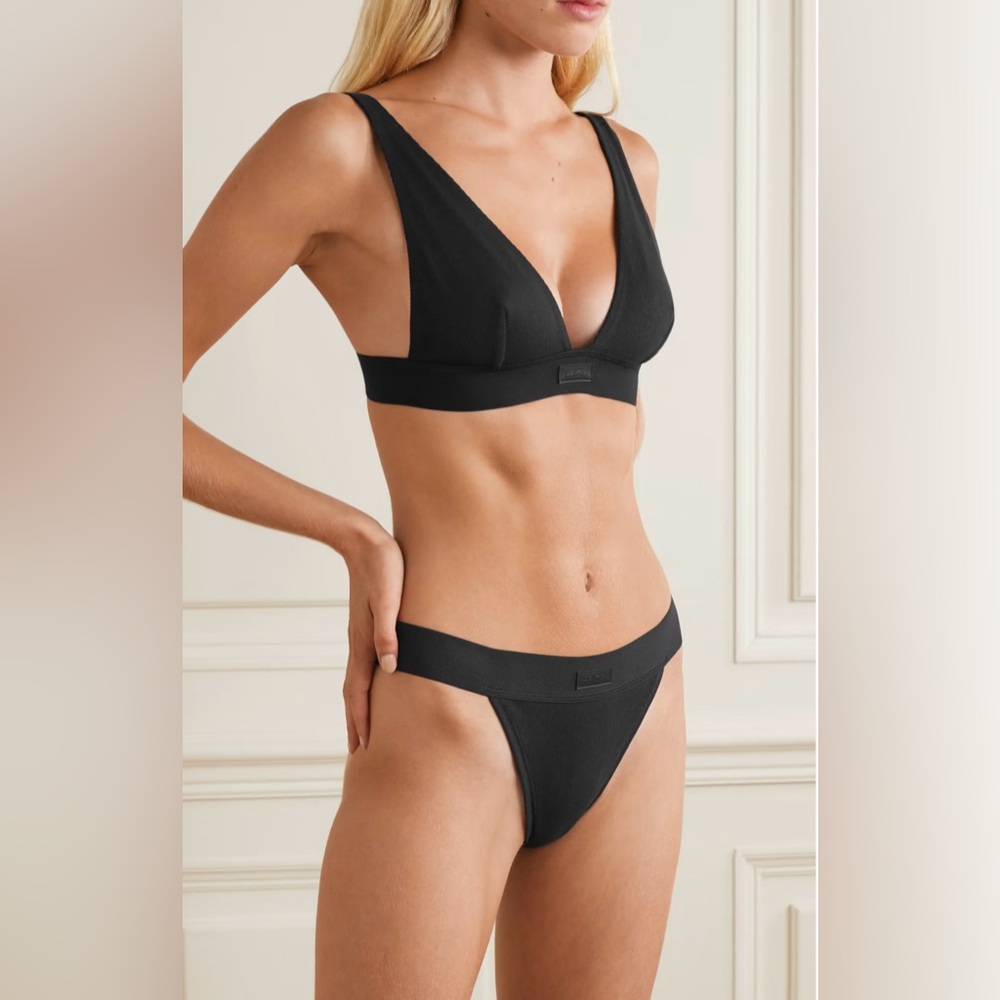 Skims Cotton Plunge Bralette in Soot, medium
